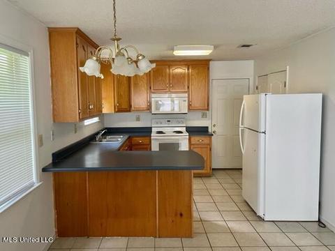 6513 Grierson St, Moss Point, MS 39563 photo 7