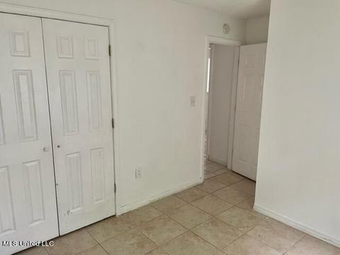 6513 Grierson St, Moss Point, MS 39563 photo 14