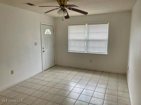6513 Grierson St, Moss Point, MS 39563 photo 9