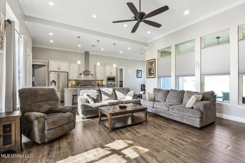 12205 E Pointe Dr, Picayune, MS 39466 photo 4
