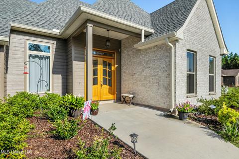 12205 E Pointe Dr, Picayune, MS 39466 photo 2