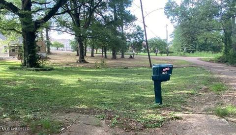 1107 Noble St, Jackson, MS 39209 photo 4