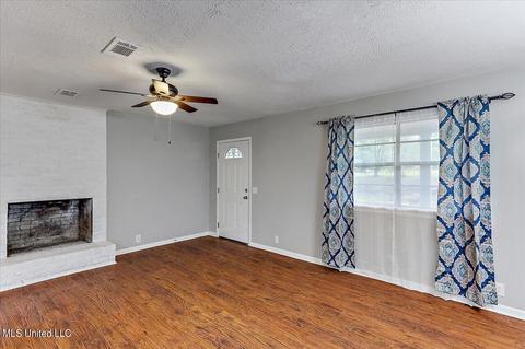 1303 Hickory Ln, Terry, MS 39170 photo 8