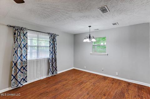 1303 Hickory Ln, Terry, MS 39170 photo 14