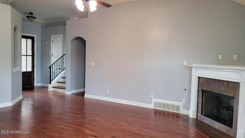 10871 Blake Cir, Olive Branch, MS 38654 photo 3