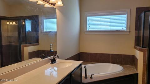10871 Blake Cir, Olive Branch, MS 38654 photo 11