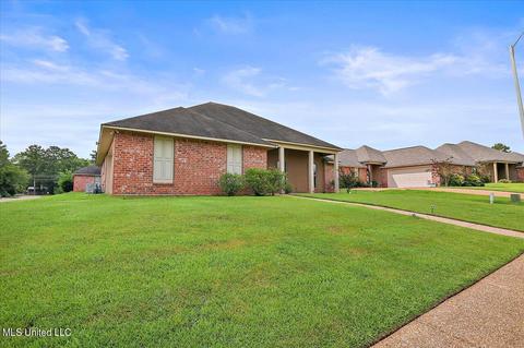 142 Cedarstone Dr, Terry, MS 39170 photo 3