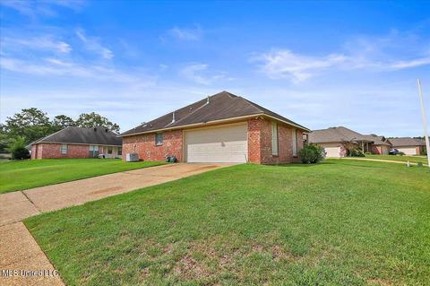 142 Cedarstone Dr, Terry, MS 39170 photo 4