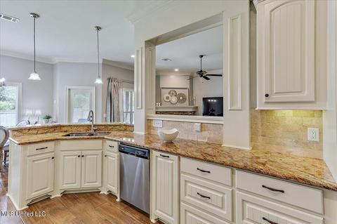 228 Bellamy Ct, Flowood, MS 39232 photo 13