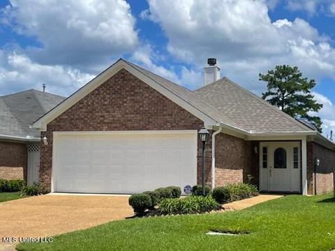 4828 Chastain Dr, Jackson, MS 39206 photo 1