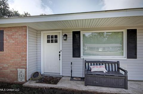 61 Lewis Ave, Rolling Fork, MS 39159 photo 3