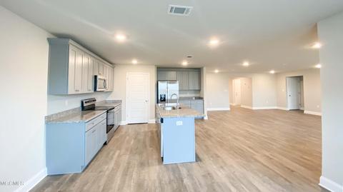 1022 Enclave Cir, Long Beach, MS 39560 photo 4