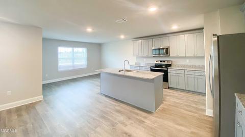 1022 Enclave Cir, Long Beach, MS 39560 photo 8