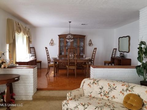2315 Montebello Dr, Jackson, MS 39213 photo 3
