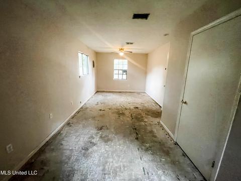 4100 Delmar Cir, Moss Point, MS 39563 photo 20