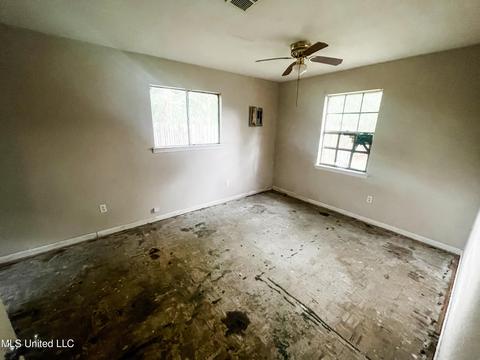 4100 Delmar Cir, Moss Point, MS 39563 photo 16