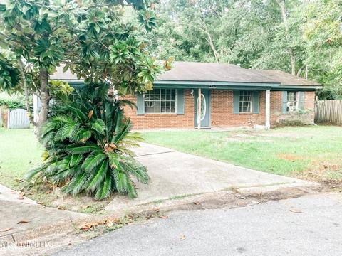 4100 Delmar Cir, Moss Point, MS 39563 photo 1