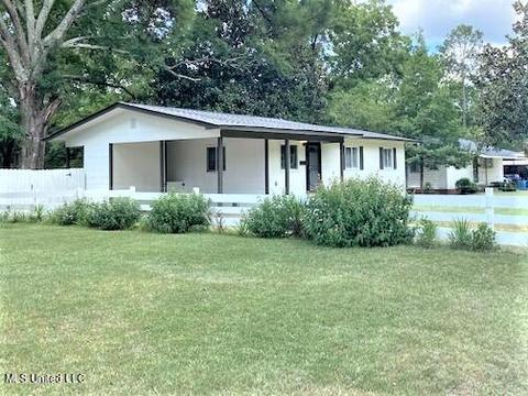 1641 Woodburn St, Jackson, MS 39212 photo 2