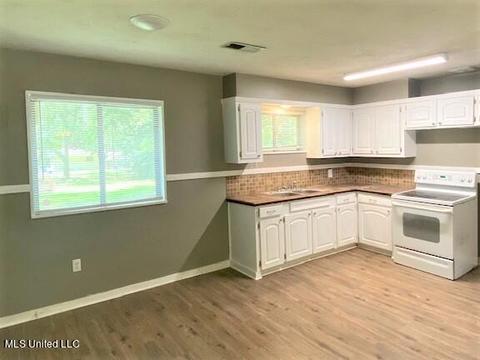 1641 Woodburn St, Jackson, MS 39212 photo 8