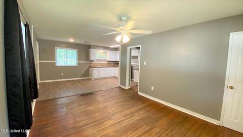 1641 Woodburn St, Jackson, MS 39212 photo 6