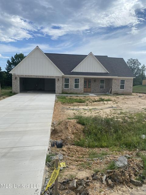 593 Moore Loop, Byhalia, MS 38611 photo 1