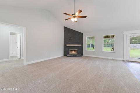 1018 W Mchenry Rd, Mchenry, MS 39561 photo 3