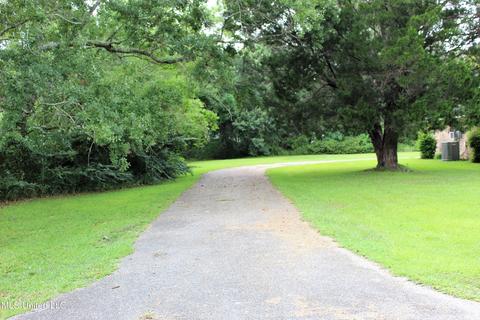 6917 Trehern St, Moss Point, MS 39563 photo 26