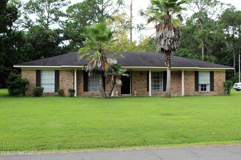 6917 Trehern St, Moss Point, MS 39563 photo 3