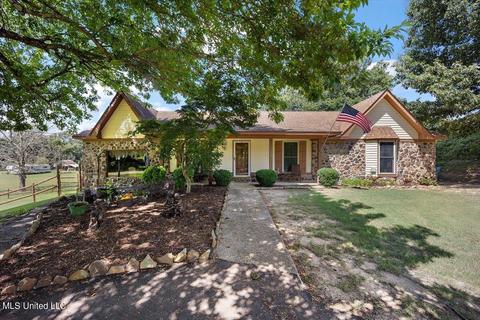 3549 S Getwell Rd, Hernando, MS 38632 photo 1
