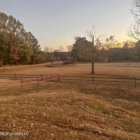 3549 S Getwell Rd, Hernando, MS 38632 photo 3