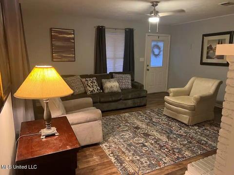 860 Madison St, Jackson, MS 39202 photo 8