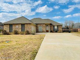 26 Pine Hill Way, Terry, MS 39170 photo 1