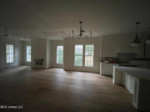 128 W Florida Blvd, Madison, MS 39110 photo 6