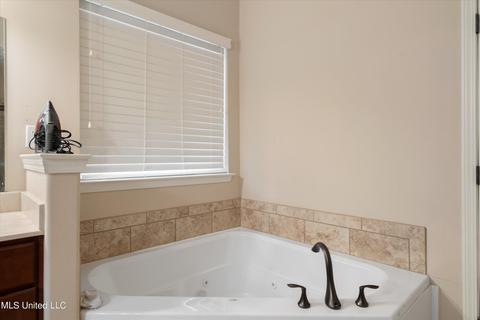 4048 Mitchell Pl, Olive Branch, MS 38654 photo 18