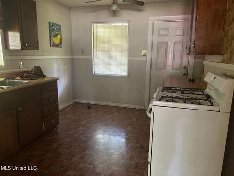 528 Beaverbrook Dr, Jackson, MS 39206 photo 2