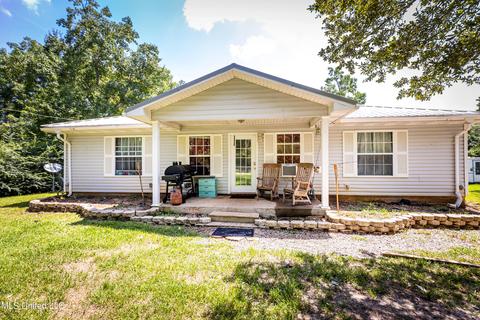 13954 Schonewitz Rd, Biloxi, MS 39532 photo 1