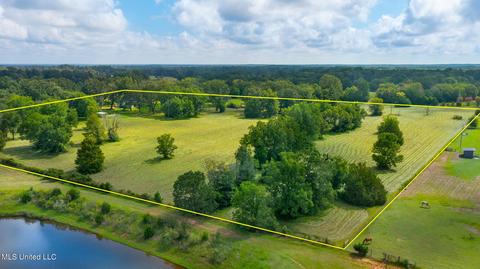 875 Robinson Rd, Canton, MS 39046 photo 2