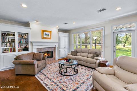 875 Robinson Rd, Canton, MS 39046 photo 9
