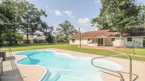 18489 Deer Dr, Saucier, MS 39574 photo 23