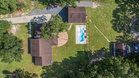 18489 Deer Dr, Saucier, MS 39574 photo 2