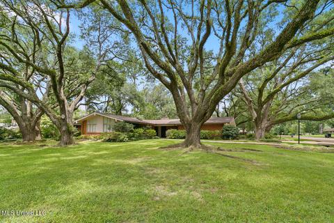 430 Rollingwood Dr, Jackson, MS 39211 photo 3