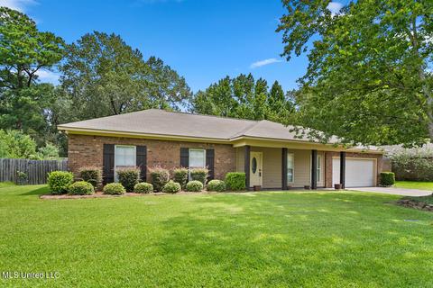 200 Patton Dr, Pearl, MS 39208 photo 1