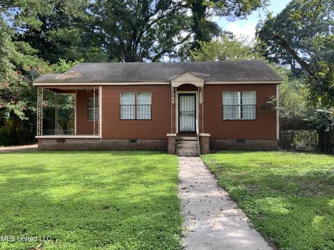 267 Sewanee Dr, Jackson, MS 39209 photo 1