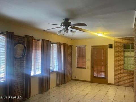 5909 Paddock Pl, Jackson, MS 39206 photo 9