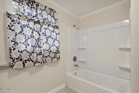 4504 Jamestown Rd, Moss Point, MS 39563 photo 6