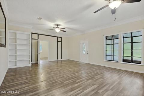 4504 Jamestown Rd, Moss Point, MS 39563 photo 7