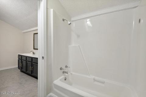 4504 Jamestown Rd, Moss Point, MS 39563 photo 12