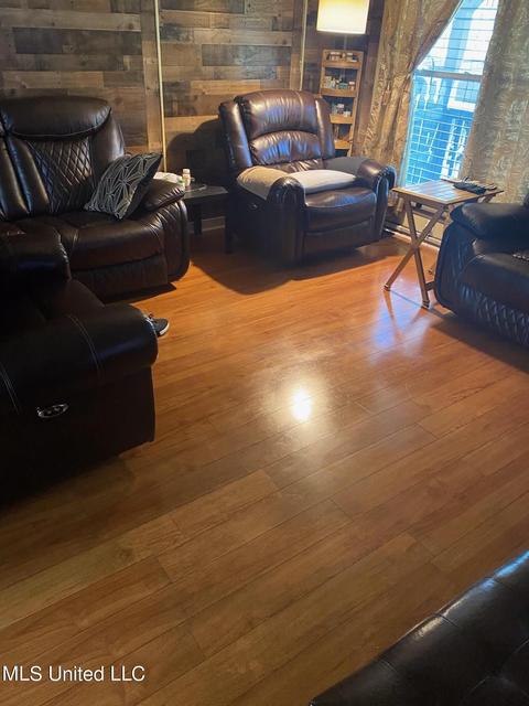 526 Cauthen St, Canton, MS 39046 photo 5