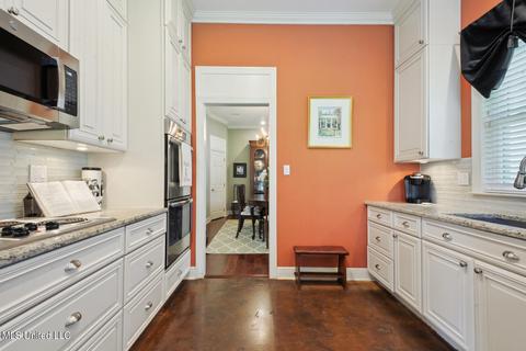 784 Loa Pl, Diamondhead, MS 39525 photo 8