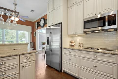 784 Loa Pl, Diamondhead, MS 39525 photo 7